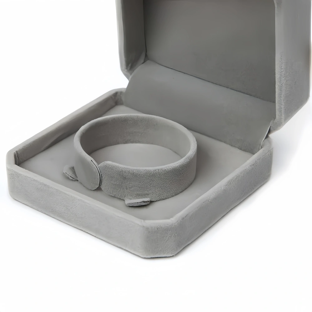 Multi-Color Eight Corner Velvet Bracelet Box - Image 3