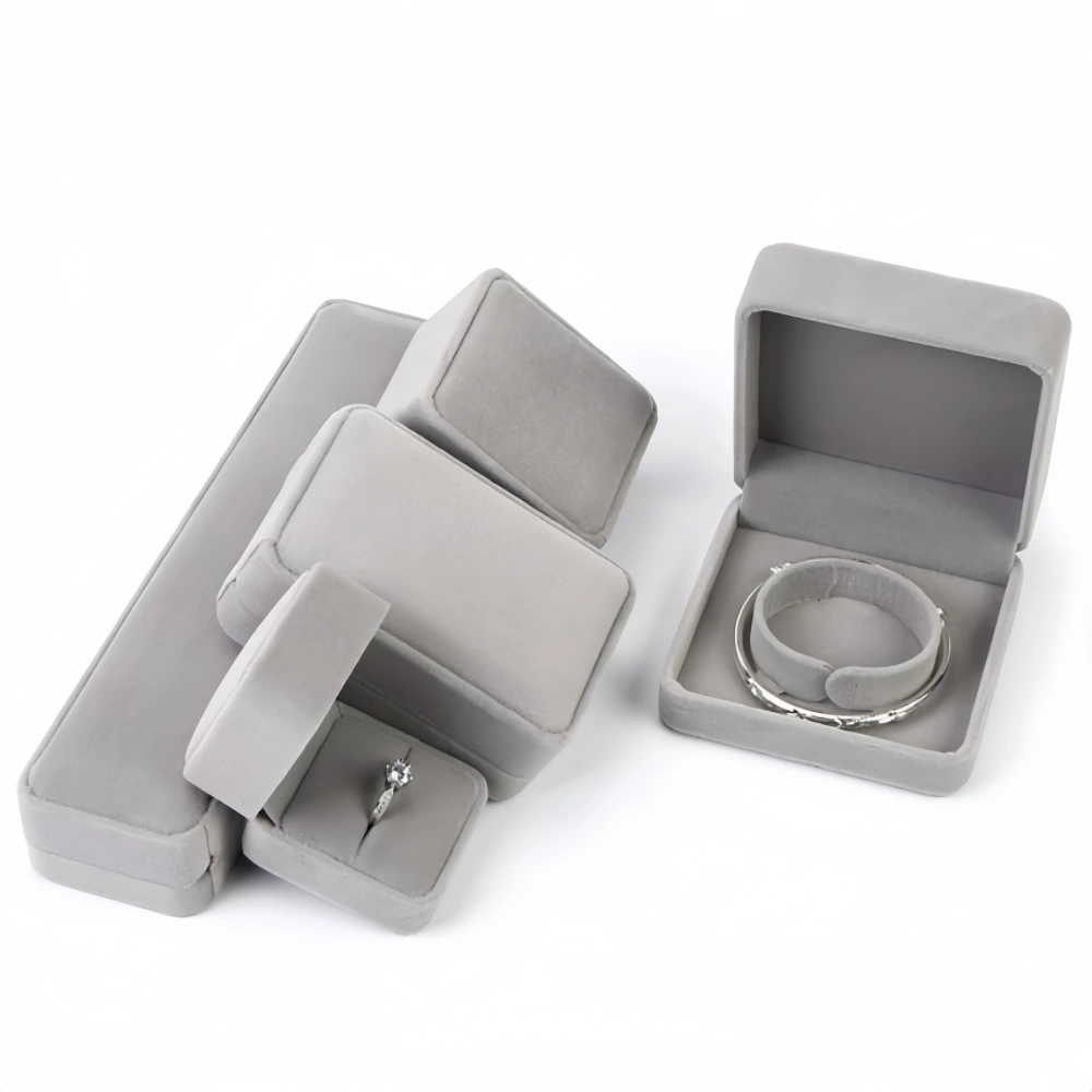 Multi-Color Eight Corner Velvet Bracelet Box - Image 2