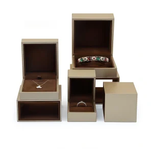 High-end Creative Paper Drawer Bracelet Box - Image 4