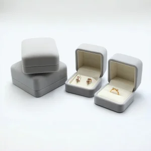 Multi-Color Elegant Flip-Top Velvet Earring Box - Image 3