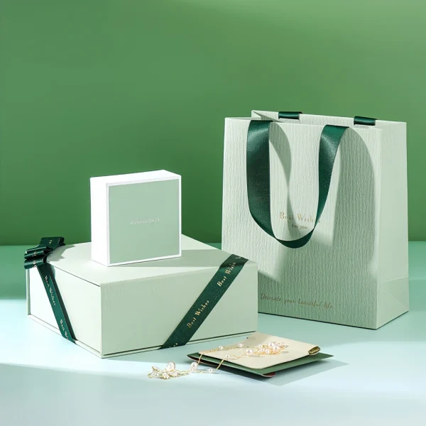 Elegant Green Jewelry Box Set with Gift Bag