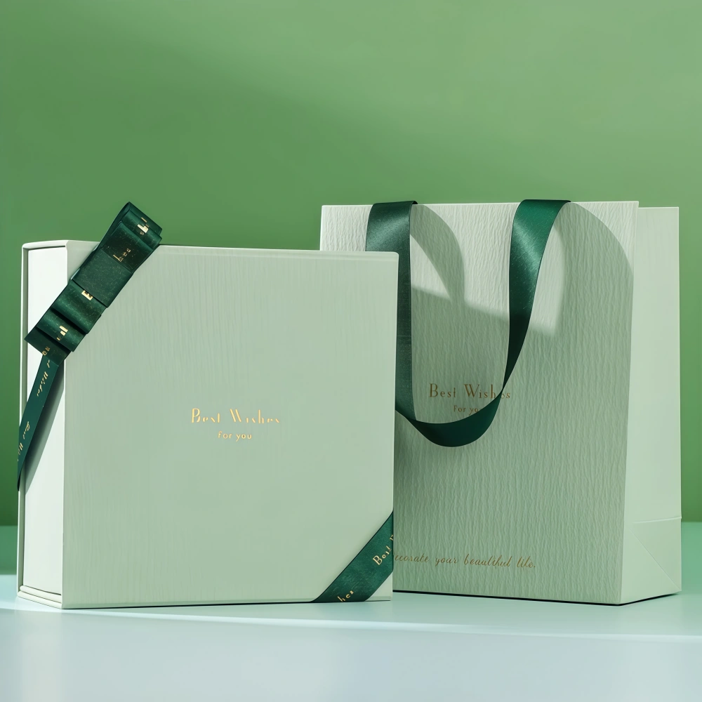 Elegant Green Jewelry Box Set with Gift Bag - Image 4