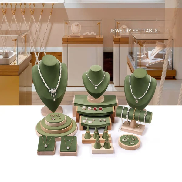 Luxury Green Wood ＆ Velvet Jewelry Display Set