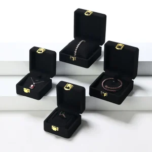 High-End Microfiber Metal Buckle Bracelet Box - Image 3