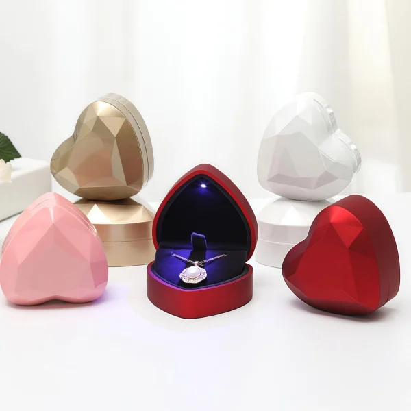 Custom Elegant Heart Shape Multi-Color Ring Box