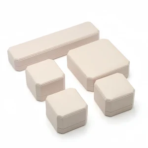 Luxury Off-White Flip-Top PU Leather Earring Box - Image 4