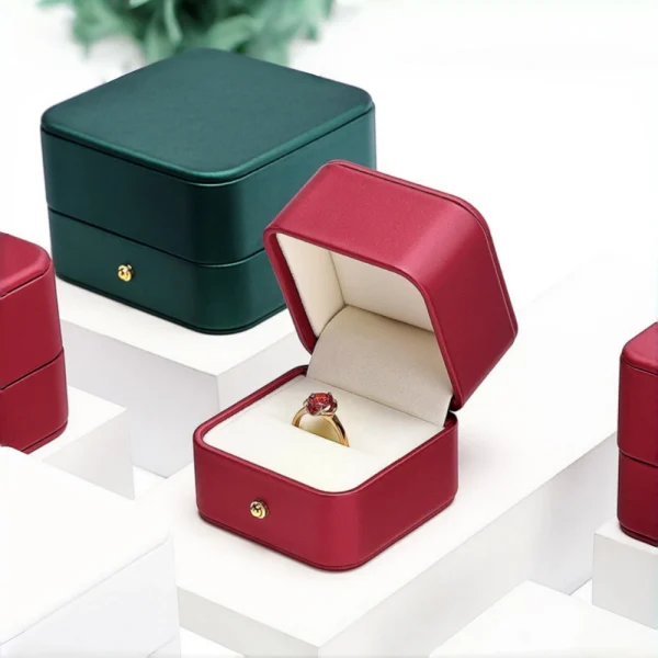 Custom Color Engagement PU Leather Storage Ring Box
