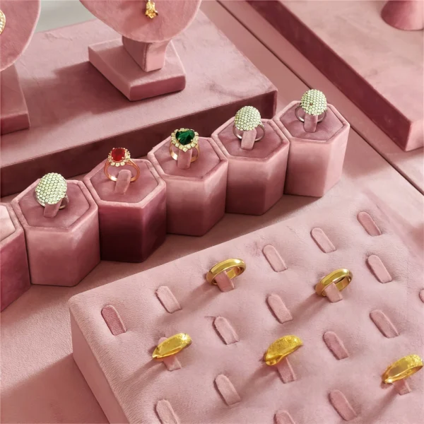 High-end Custom Pink Microfiber Jewelry Display Set