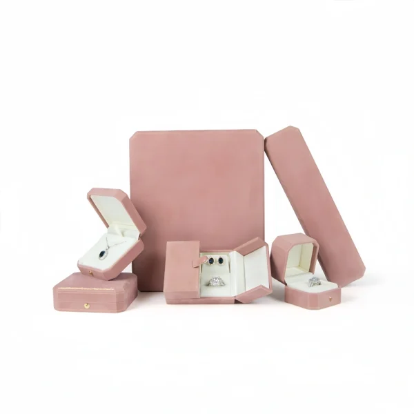 Custom Luxury Eight Corners Pink Velvet Necklace Box