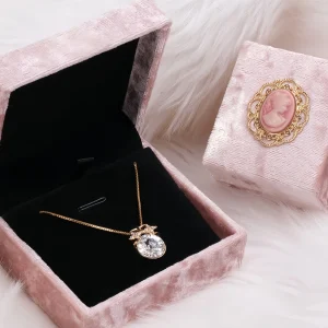 Custom Luxury Retro Pink Velvet Necklace Box - Image 2