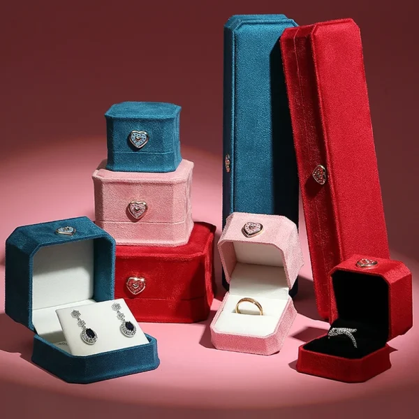 Multi-Color High-end Heart Buckle Velvet Earring Box