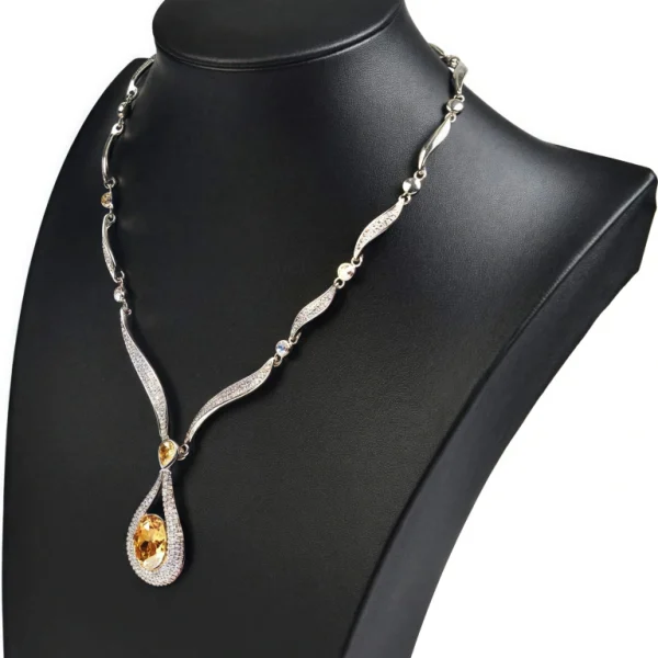 Mannequin Jewelry Display Stand for Showcasing