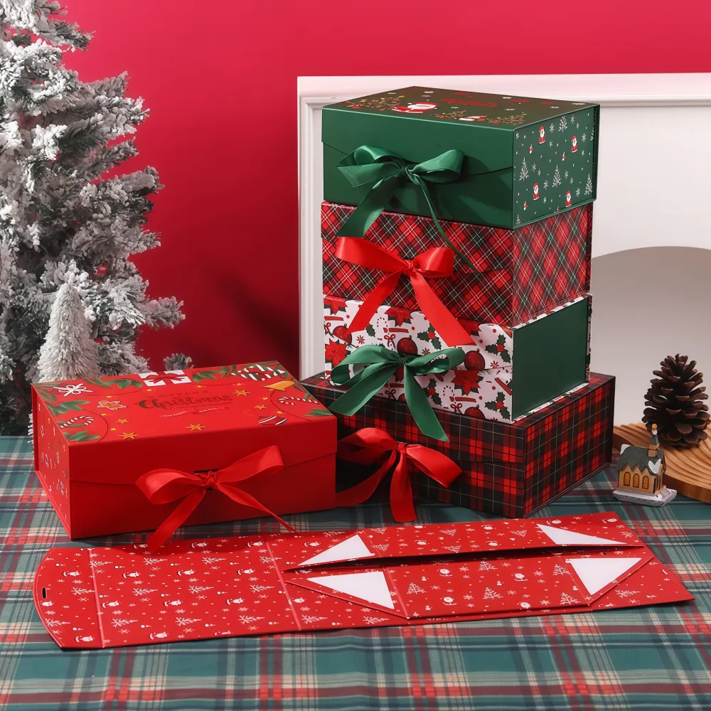 Christmas Day Foldable Gift Box 2