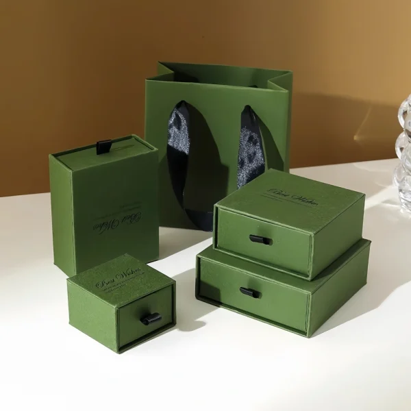 Custom Logo Green Drawer Gift Box Set with Gift Bag