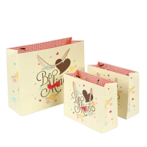 Custom Yellow Love High-end Gift Handbag Paper Bag