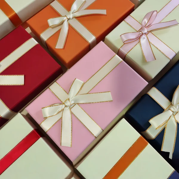 Custom Colorful Bow-tie Lid Gift Box Set