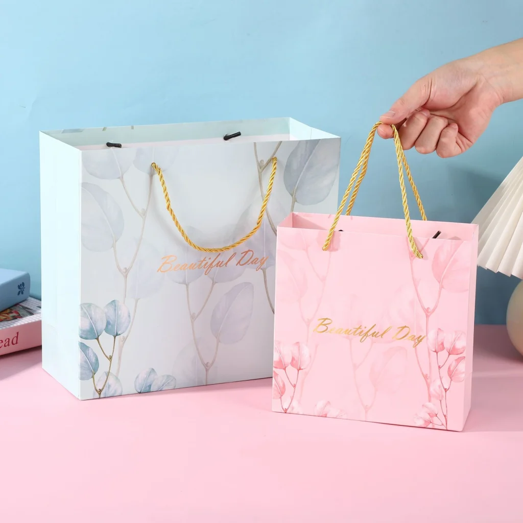 In Stock Creative Gift Packaging Paper Bags