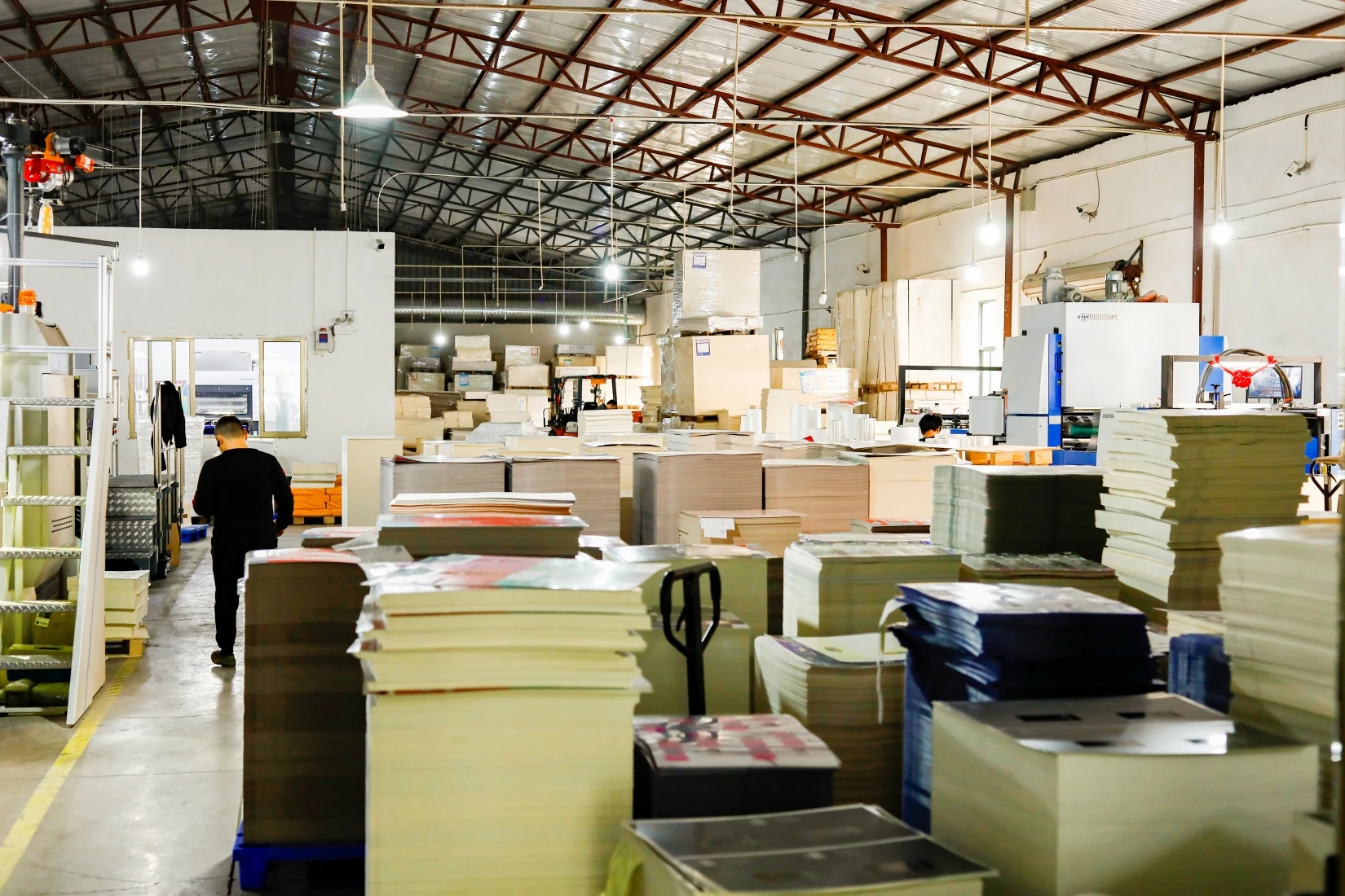How Jewelry Packaging Factories Ensure Stable Supply for Jewelry & Jewelry Packaging Retailers