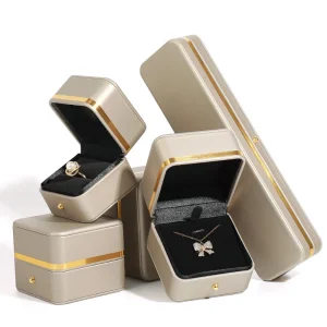 Custom Color PU Leather Ring Box with Gold Edge - Image 3