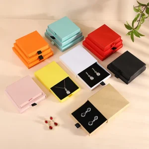Color Paper Necklace Pendant Box for Sustainable Brand Packaging - Image 3