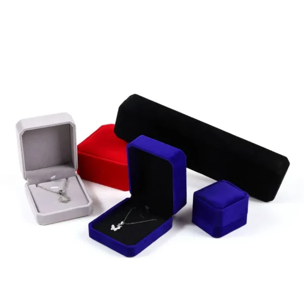 Luxury Custom Color Velvet Jewelry Box Set for Elevated Brand Experience