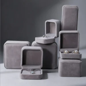 Custom Color Velvet Jewelry Box Set for Branded Packaging - Image 2