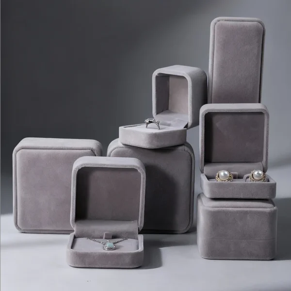 Custom Color Velvet Jewelry Box Set for Branded Packaging