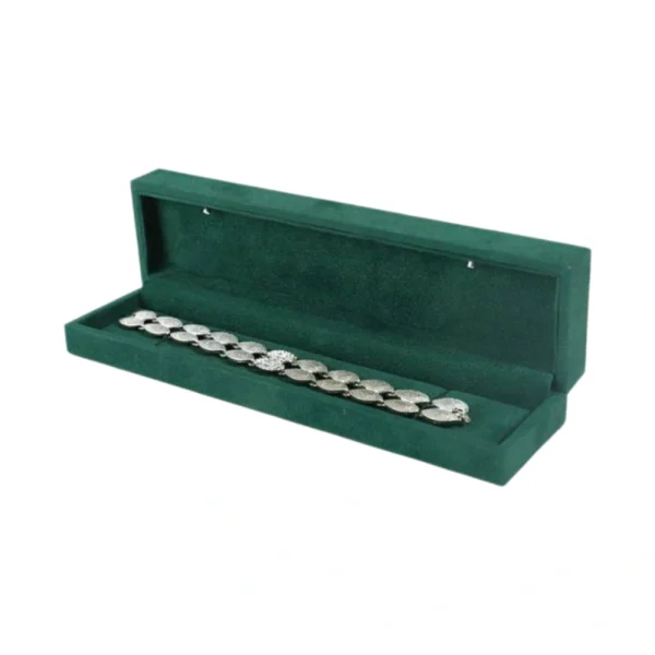 Custom Green Velvet Necklace Box for Elegant Jewelry Display