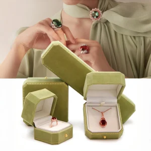 Color Velvet Jewelry Box Set with Custom Logo for Brand Identity - Image 2