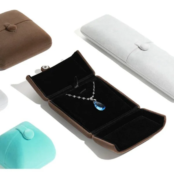 Custom Double Door Velvet Necklace Pendant Box for Luxury Display