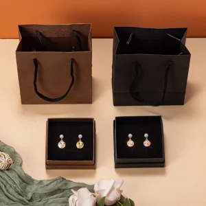 Wood Grain Paper Earring Box for Premium Jewelry Packaging - Image 4